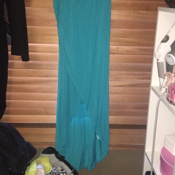 Bebe high low dress - Picture 2 of 2